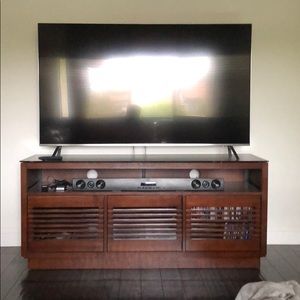 Meet your Posher, Derrick